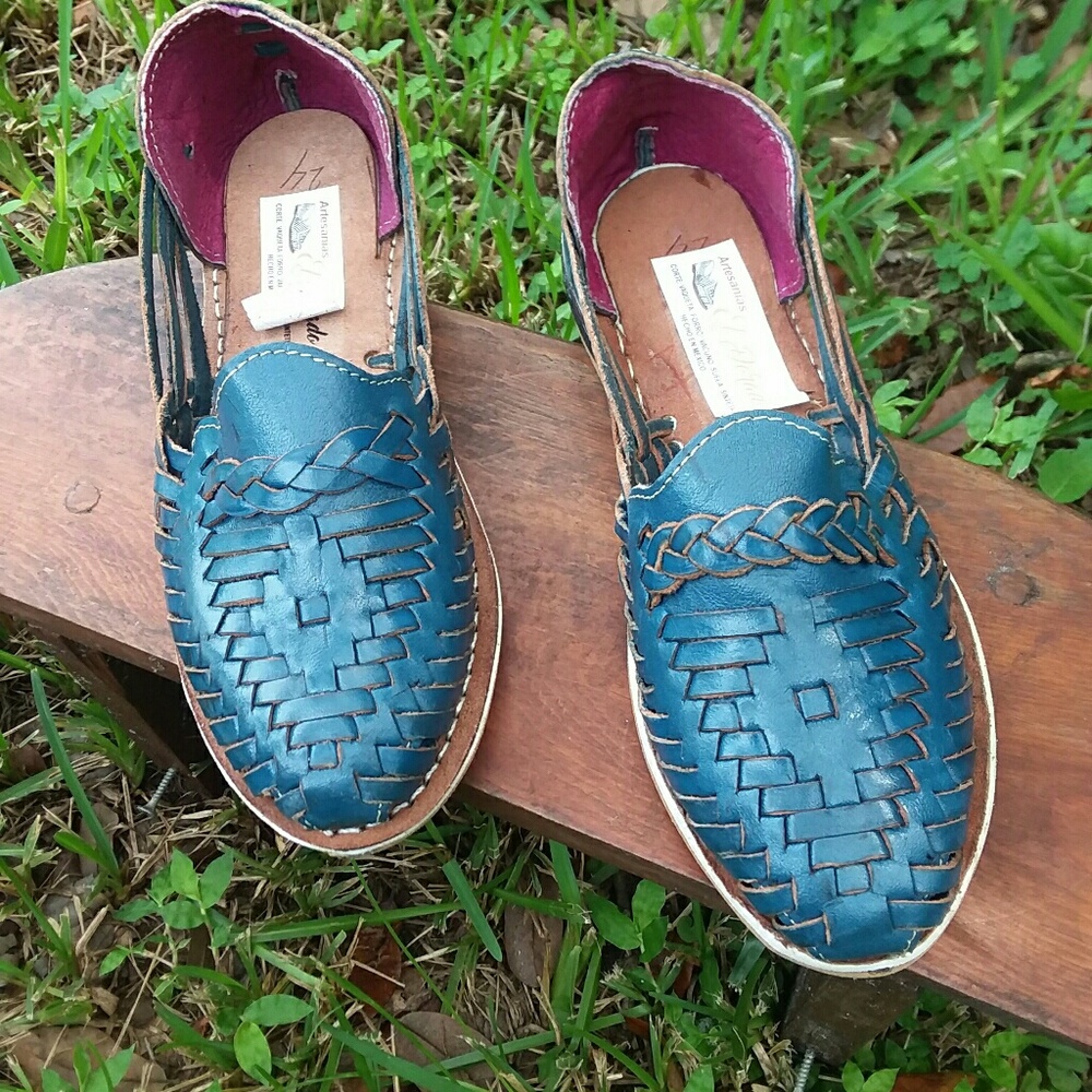 Mexican Leather Huaraches - Picture 2 of 4